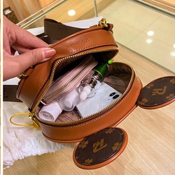 🐭✨MICKEY MOUSE ✨🐭 MK CROSSBODY TAMBOURIN LOUIS HONOR BAG - Picture 10 of 11